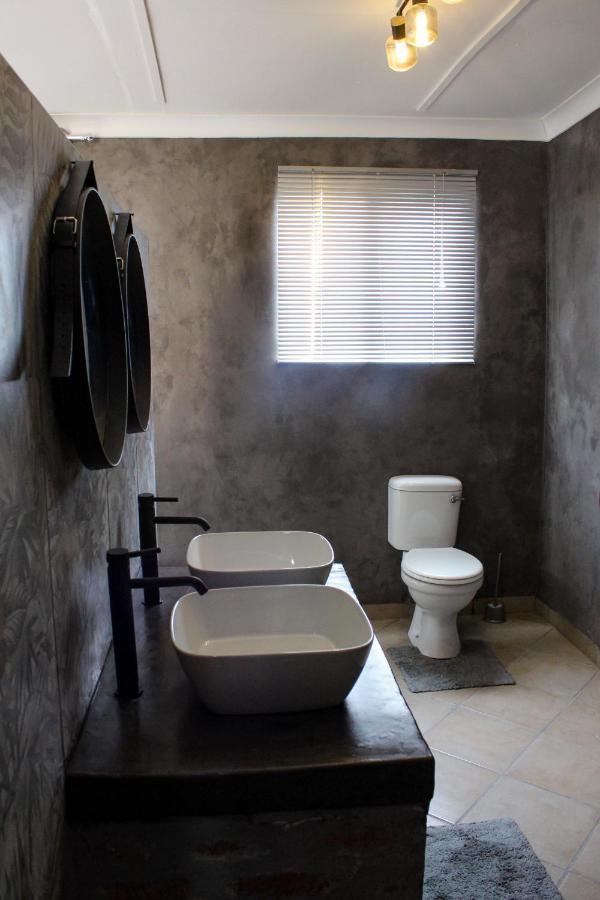 A Step Ahead Hotel Klerksdorp Eksteriør billede