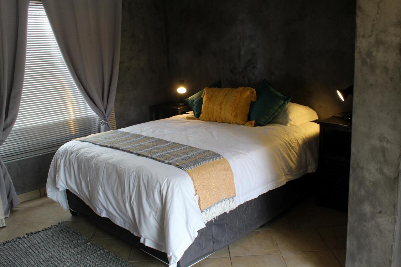 A Step Ahead Hotel Klerksdorp Eksteriør billede